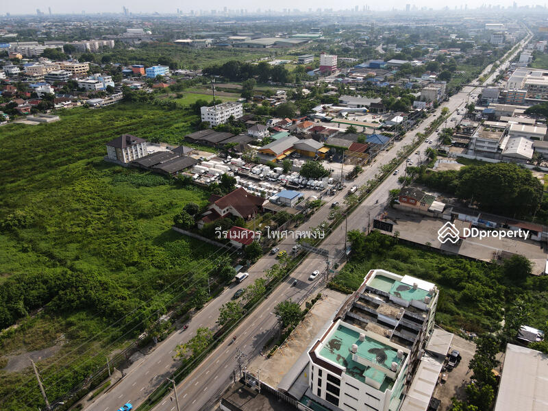 ขายถูก ที่ดินแปลงใหญ่—ติดถนนอ่อนนุช กว้าง 6 เลน (เหมาะสร้าง สำนักงาน+โครงการจัดสรร) 29-0-54 ไร่