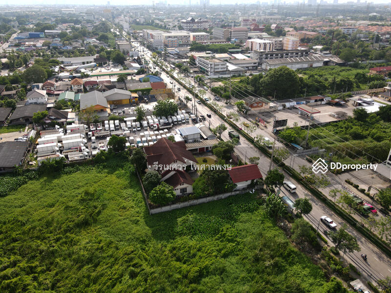 ขายถูก ที่ดินแปลงใหญ่—ติดถนนอ่อนนุช กว้าง 6 เลน (เหมาะสร้าง สำนักงาน+โครงการจัดสรร) 29-0-54 ไร่