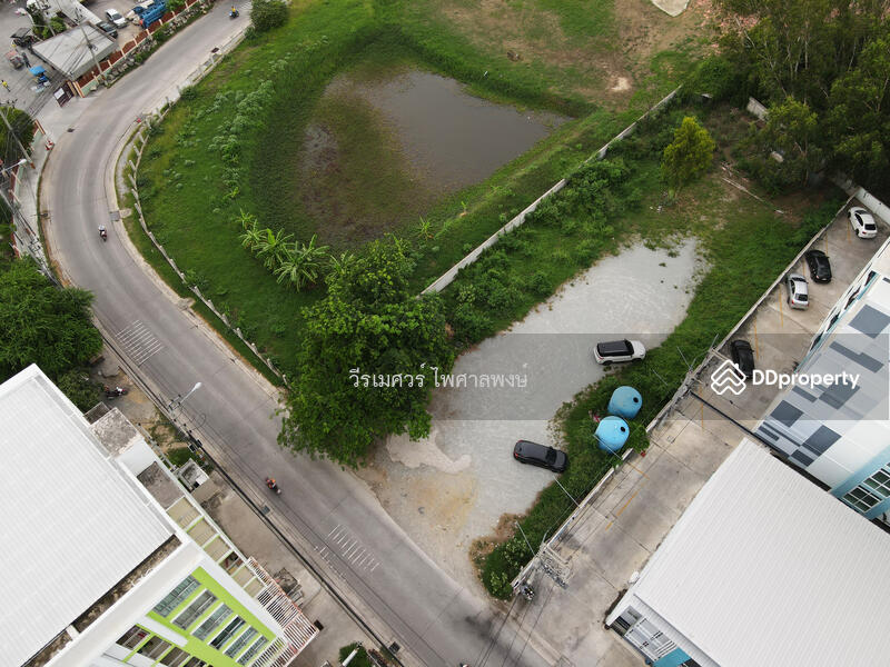 ขายถูก ที่ดินใกล้หาดบางแสน จ.ชลบุรี (เหมาะสร้าง คอนโด อพาร์ทเม้นท์) 388 ตร.ว. ถนนกว้าง 8 m.