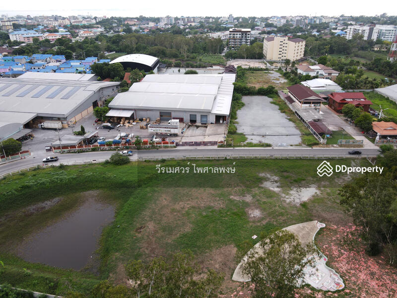 ขายถูก ที่ดินใกล้หาดบางแสน จ.ชลบุรี (เหมาะสร้าง คอนโด อพาร์ทเม้นท์) 388 ตร.ว. ถนนกว้าง 8 m.