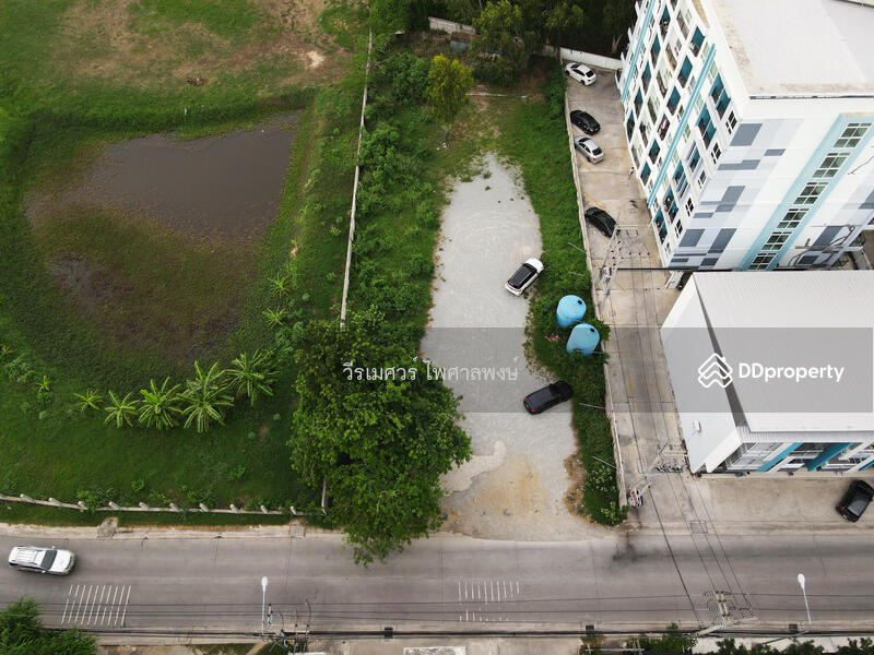 ขายถูก ที่ดินใกล้หาดบางแสน จ.ชลบุรี (เหมาะสร้าง คอนโด อพาร์ทเม้นท์) 388 ตร.ว. ถนนกว้าง 8 m.