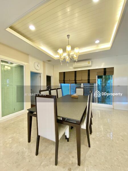 บริเวณทานข้าว