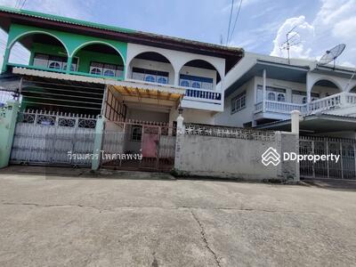 ขาย - ขาย ทาวน์เฮ้าส์ ขนาดใหญ่ ซอยบางแวก 58 (ใกล้ BTS + MRT บางหว้า) 37 ตร.ว. 220 ตร.ม. 5 นอน 2 น้ำ, กรุงเทพ