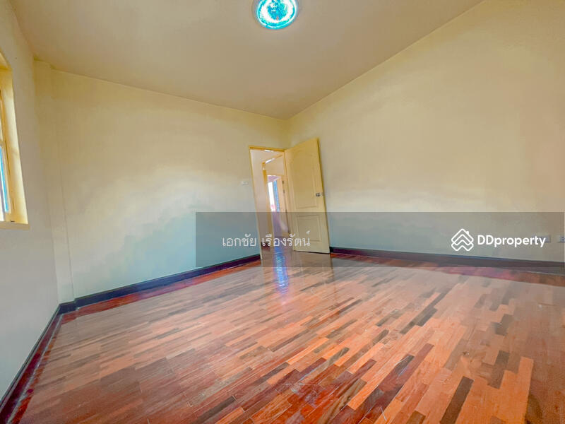 หมู่บ้าน เค.ซี. พาร์ควิลล์ 59.9 ตร.วา บ้านหัวมุม 083-179-6067แอร์