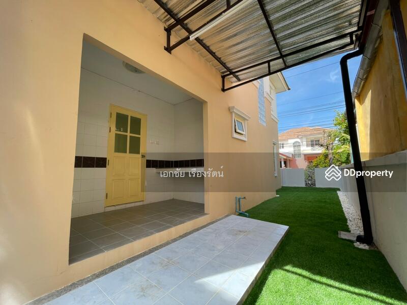 หมู่บ้าน เค.ซี. พาร์ควิลล์ 59.9 ตร.วา บ้านหัวมุม 083-179-6067แอร์