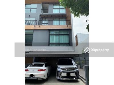 ขาย - ขายถูก ทาวน์โฮม Arden ลาดพร้าว 71—หลังมุม (ใกล้ Central EastVille) 30 ตร.ว. 165 ตร.ม. 3 นอน 4 น้ำ, กรุงเทพ