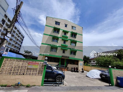 ขาย - ขาย อพาร์ทเม้นท์ ลาดพร้าว 5 ชั้น (ใกล้สถานี BTS สายสีเหลือง) บนเนื้อที่ 200 ตร.ว. 72 ห้องพัก, กรุงเทพ