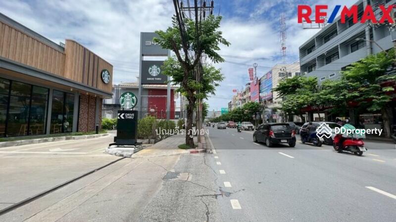 ขาย ที่ดิน อาคาร ติดถนนประชาอุทิศ มีที่จอดรถส่วนตัว 125 ตรว. ราคา 22 ล้าน