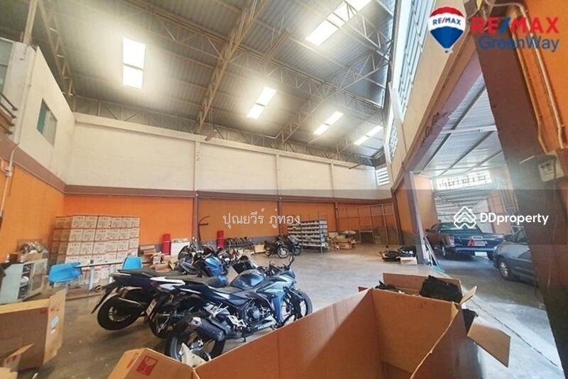 ขาย ที่ดิน อาคาร ติดถนนประชาอุทิศ มีที่จอดรถส่วนตัว 125 ตรว. ราคา 22 ล้าน