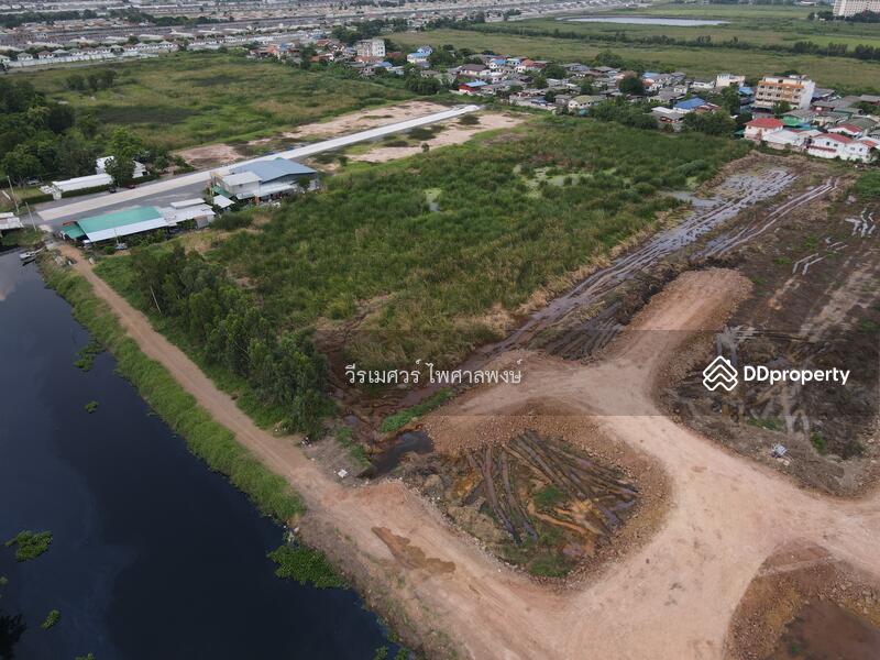 ขายถูก! ที่ดินเลียบคลอง 3 ต.บึงยี่โถ จ.ปทุมธานี (เหมาะสร้างหมู่บ้าน โครงการจัดสรร) 11-1-16 ไร่ 