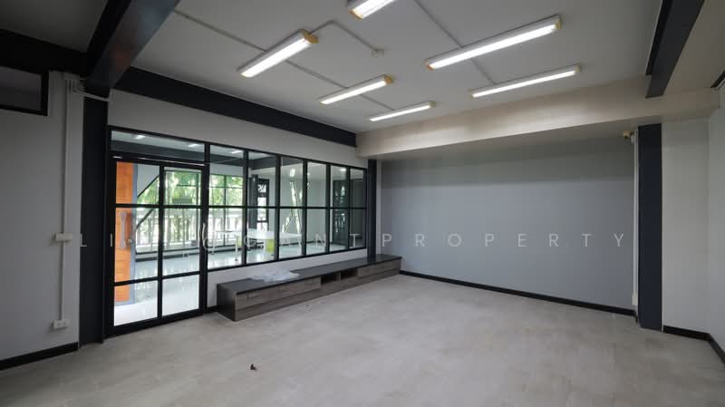 โกดัง อ้อมน้อย ซ.เพชรเกษม 124, Samut Sakhon, เพชรเกษม, Om Noi, Krathum Baen, Samut Sakhon, , 1,400 sqm, Warehouse/Factory For Sale, by Line@GantProperty, 8888906 - DDproperty.com