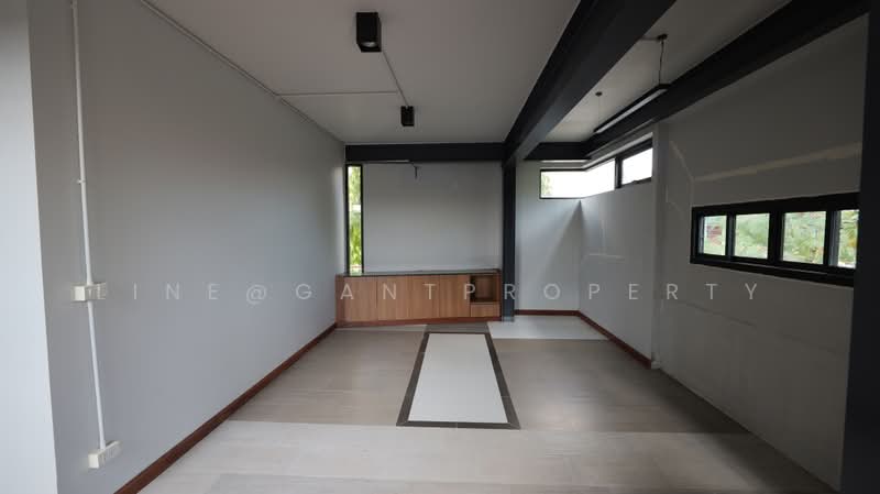 โกดัง อ้อมน้อย ซ.เพชรเกษม 124, Samut Sakhon, เพชรเกษม, Om Noi, Krathum Baen, Samut Sakhon, , 1,400 sqm, Warehouse/Factory For Sale, by Line@GantProperty, 8888906 - DDproperty.com