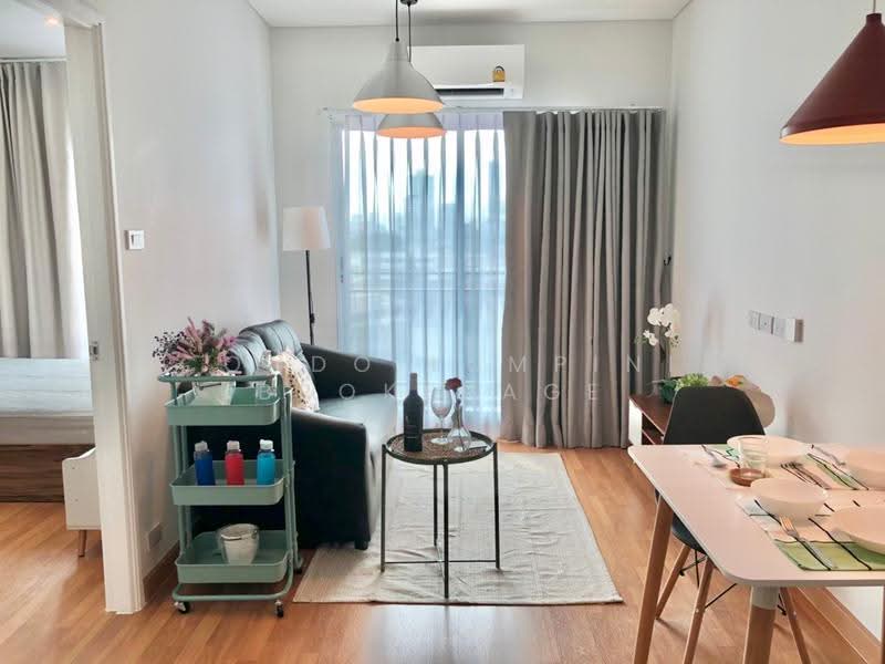 Lumpini Place Ratchada-Sathu, Bangkok, 501 3 Sathu Pradit 27 Alley, Chong Nonsi, Yan Nawa, Bangkok, 1 Bedroom, 29 sqm, Condo For Rent, by แพท วรินทร์ธร, 8896169 - DDproperty.com