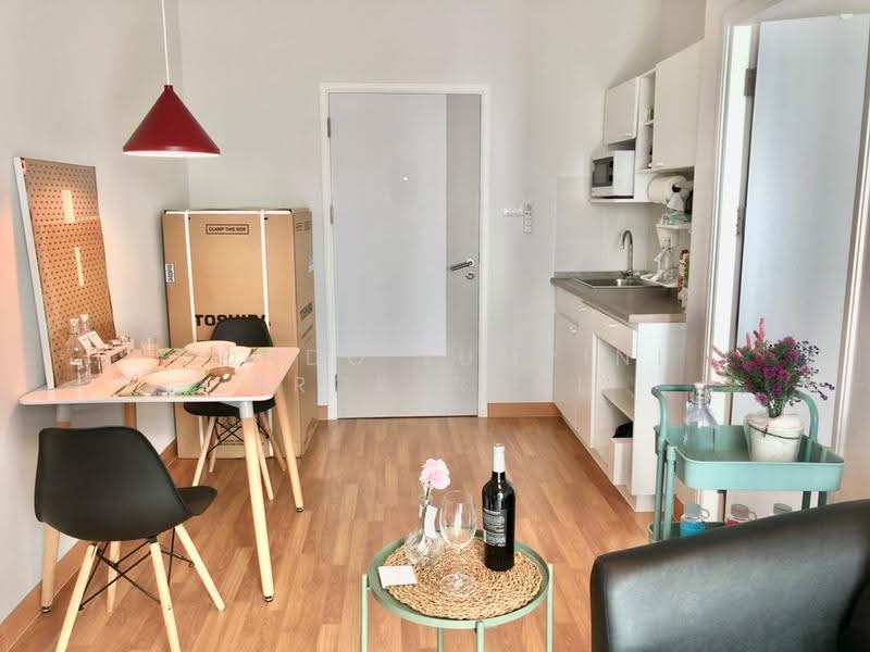 Lumpini Place Ratchada-Sathu, Bangkok, 501 3 Sathu Pradit 27 Alley, Chong Nonsi, Yan Nawa, Bangkok, 1 Bedroom, 29 sqm, Condo For Rent, by แพท วรินทร์ธร, 8896169 - DDproperty.com