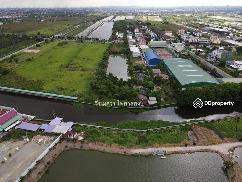 ขายถูก! ที่ดินลาดกระบัง ใกล้สุวรรณภูมิ Airport 8 Km.—ติดถนนกว้าง 6 เลน เนื้อที่ 544-2-98.4 ไร่