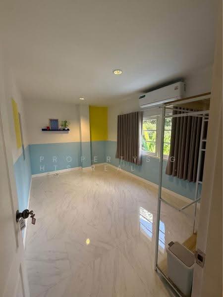 Townhouse in Thonglor, Bangkok, Khlong Tan Nua, Watthana, Bangkok, 5 Bedrooms, 400 sqm, Townhouse For Rent, by PROPERTYSIGHTS REAL ESTATE, 8945454 - DDproperty.com
