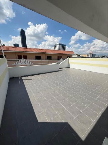 Townhouse in Thonglor, Bangkok, Khlong Tan Nua, Watthana, Bangkok, 5 Bedrooms, 400 sqm, Townhouse For Rent, by PROPERTYSIGHTS REAL ESTATE, 8945454 - DDproperty.com