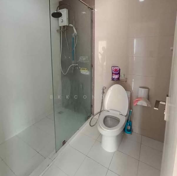 The Bloom Sukhumvit 71, Bangkok, Soi Sukhumvit 71, Phra Kanong Nua, Watthana, Bangkok, 2 Bedrooms, 59 sqm, Condo For Sale, by BKKCONDOS, 8993348 - DDproperty.com
