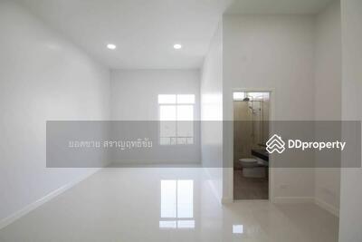 ขาย - ขายโฮมออฟฟิศ สร้างใหม่ 4 ชั้น ถนนรัชดา 16.9 ล้านบาท, กรุงเทพ