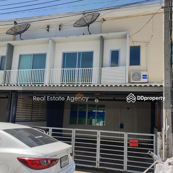 For Rent - ทาวโฮม 2 ชั้น จอดรถ 2 คัน, Bangkok