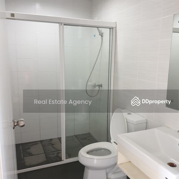 For Rent - ทาวโฮม 2 ชั้น จอดรถ 2 คัน, Bangkok