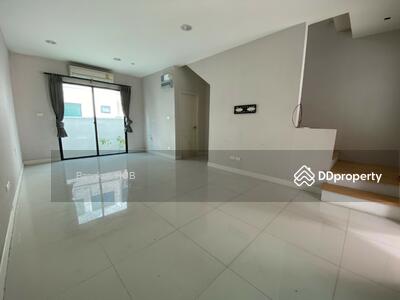 Townhouse For Sale, 3 Bedrooms, in Bang Wa, Phasi Charoen, Bangkok