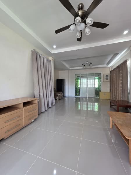 บ้านเช่าใกล้เชฟวัน 4นอน 4 น้ำ พิกัดชลประทาน มีพื้นที่ จอดรถในบ้านได้2คัน บ้านมีเฟอร์แอร์ครบพร้อมอยู่, นครราชสีมา, 789 ชลประทาน, ในเมือง, เมืองนครราชสีมา, นครราชสีมา, 320 ตร.ม., บ้านเดี่ยว ให้เช่า, โดย พลิศภัสร์ โชคธนวีระกานต์, 9068491 - DDproperty.com
