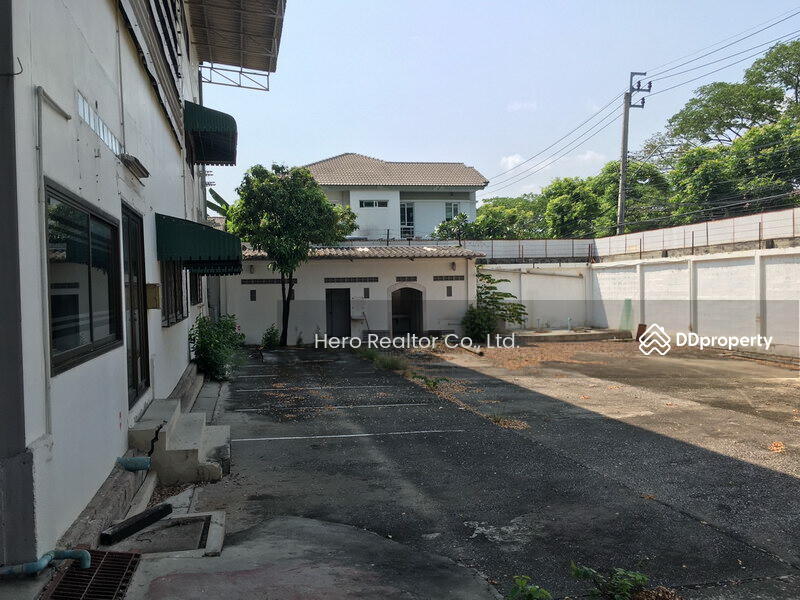 For Rent or Sale Warehouse 3,000 sqm in Bang Kapi Bangkok BRE0294, Bangkok, Khlong Chan, Bang Kapi, Bangkok, , 3,000 sqm, Warehouse/Factory For Sale, by Hero Realtor Co., Ltd., 9084475 - DDproperty.com
