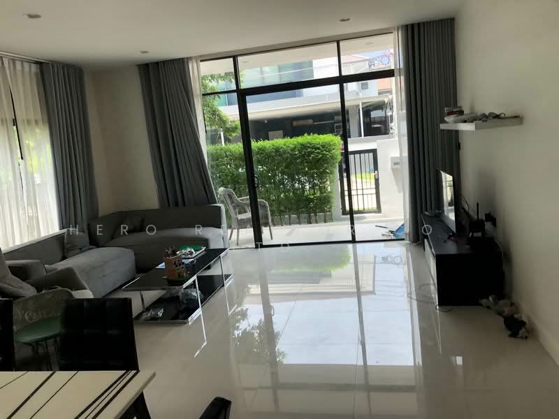 For Sale 4 Bedroom Detached House in Setthasiri Krungthep Kreetha, Bang Kapi Bangkok BRE15159, Bangkok, Hua Mak, Bang Kapi, Bangkok, 4 Bedrooms, 194 sqm, Single Detached House For Sale, by Hero Realtor Co., Ltd., 9089630 - DDproperty.com