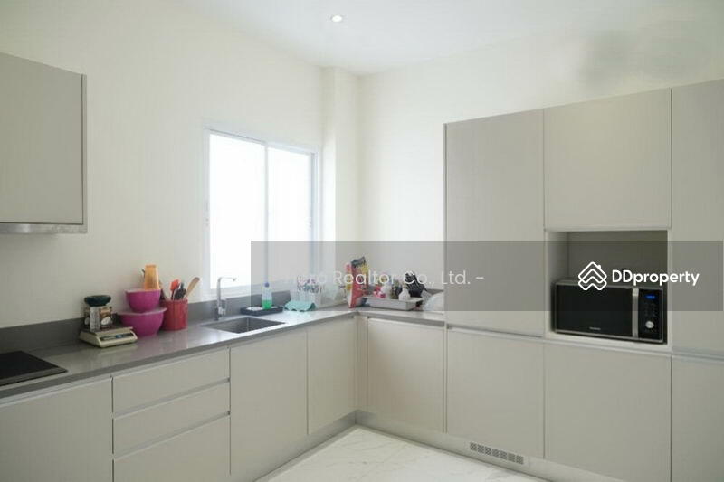 For Sale - For Rent Bangkok Home Office Srinakarin BTS Bang Na Prawet BRE15688, Bangkok