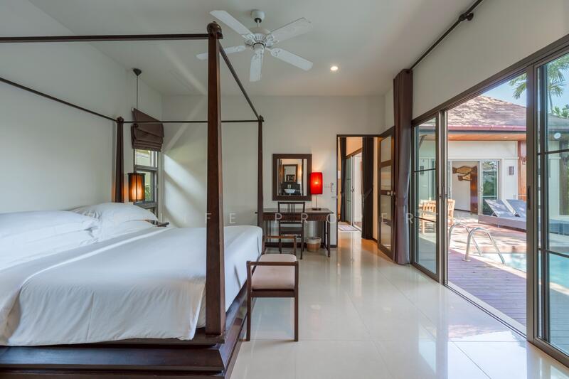 7R0359 Pool villa for rent 3bedroom 3bathroom 110,000/month at Rawai have fully furnished, Phuket, Rawai, Muang Phuket, Phuket, 3 Bedrooms, 205 sqm, Single Detached House For Rent, by PK LIFE Property, 9089739 - DDproperty.com