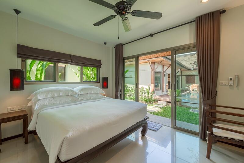 7R0359 Pool villa for rent 3bedroom 3bathroom 110,000/month at Rawai have fully furnished, Phuket, Rawai, Muang Phuket, Phuket, 3 Bedrooms, 205 sqm, Single Detached House For Rent, by PK LIFE Property, 9089739 - DDproperty.com