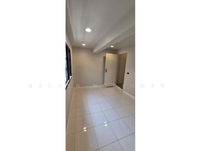 Panya Pattanakarn Village, Bangkok, Soi Phatthanakarn 30, Suan Luang, Bangkok, 5 Bedrooms, 1,600 sqm, Single Detached House For Rent, by Rachen Nopsuwan, 9096769 - DDproperty.com