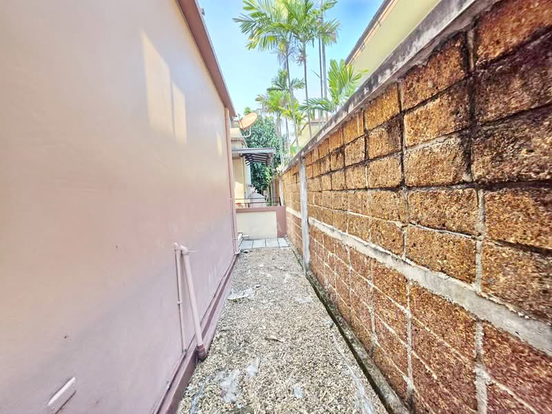 ขายบ้านเดี่ยว 2 ชั้น ม.ธาราดี ถนนนครอินทร์ ใกล้ The walk, Nonthaburi, Bang Khun Kong, Bang Kruai, Nonthaburi, 2 Bedrooms, 180 sqm, Single Detached House For Sale, by Noppawan Ruangdech, 9104443 - DDproperty.com