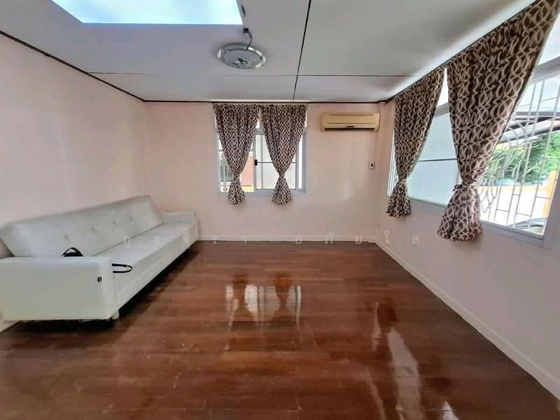 บ้าน, กรุงเทพ, นวมินทร์42, คลองกุ่ม, บึงกุ่ม, กรุงเทพ, 250 ตร.ม., บ้านเดี่ยว ให้เช่า, โดย กุลจิรา อภัยโส, 9211645 - DDproperty.com