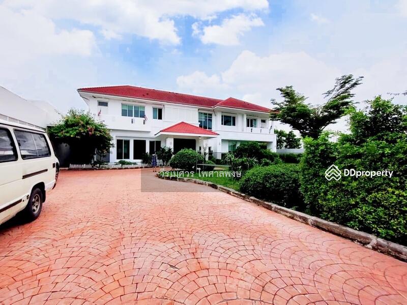 ขายถูกที่สุด! บ้านสุดหรู-ถนนรามอินทรา (ใกล้ Central รามอินทรา ในระยะ 2.6 Km.) 522 ตร.ว. 