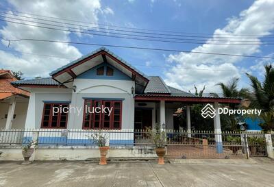 ขาย - ขายถูก บ้านเดี่ยว 3 ห้องนอน 2 ห้องน้ำ มีที่จอดรถ ทำเลดี อ.อู่ทอง ถูกๆ เพียง 2,700,000 บาท, สุพรรณบุรี