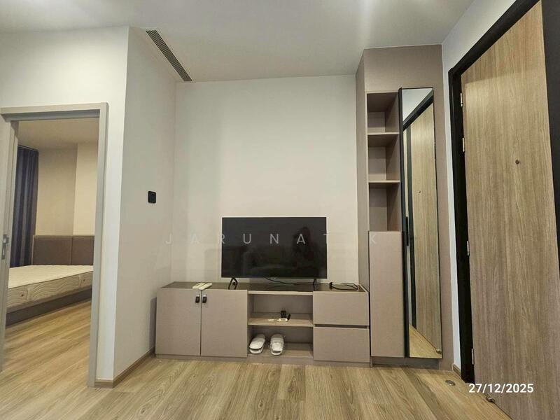 Oka Haus Sukhumvit 36, Bangkok, 3399 Rama 4 Road, Khong Tan, Khlong Toei, Bangkok, 1 Bedroom, 34 sqm, Condo For Rent, by Jarunat K, 9406668 - DDproperty.com
