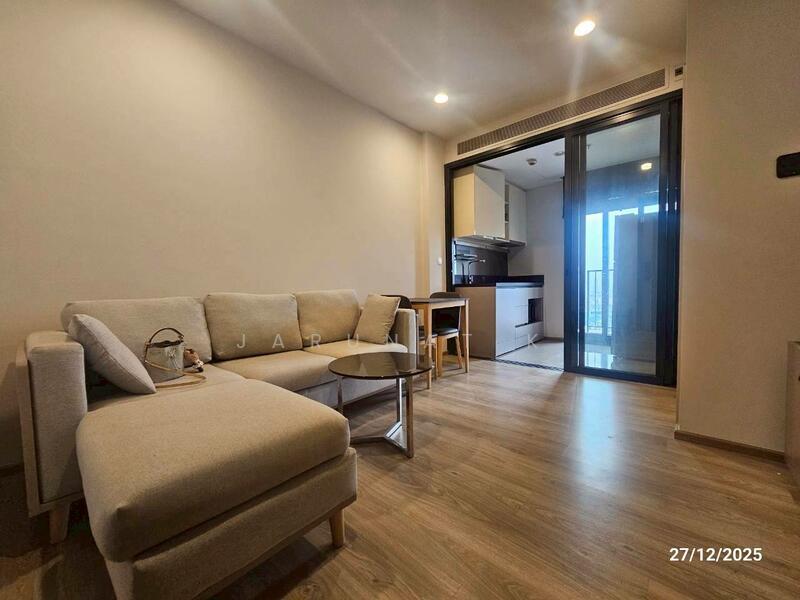 Oka Haus Sukhumvit 36, Bangkok, 3399 Rama 4 Road, Khong Tan, Khlong Toei, Bangkok, 1 Bedroom, 34 sqm, Condo For Rent, by Jarunat K, 9406668 - DDproperty.com