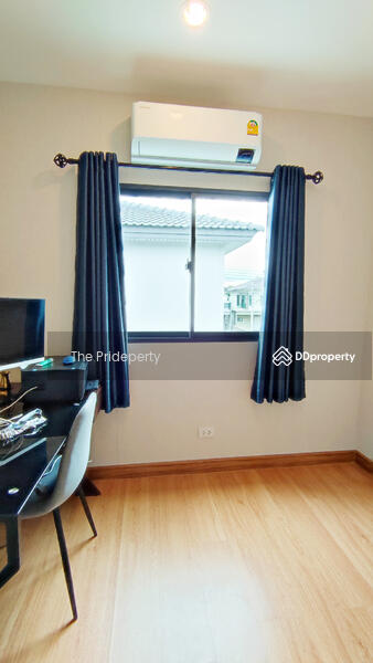 ห้องทำงาน ชั้น 2 (สามารถปรับเป็นห้องนอนได้) 