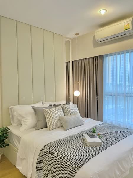 The Parkland Grand Asoke-Phetchaburi, Bangkok, 1811 Phetchaburi Rd, Bang Kapi, Huai Khwang, Bangkok, 1 Bedroom, 37 sqm, Condo For Rent, by Sarttra Wang, 9411685 - DDproperty.com