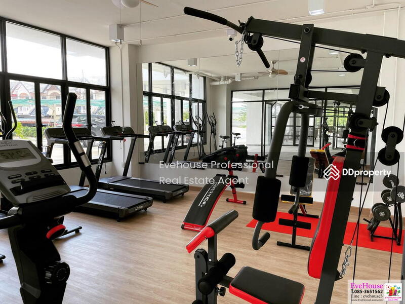 For Sale - Apartment, good location, near the mall, near the main road, Chon Buri