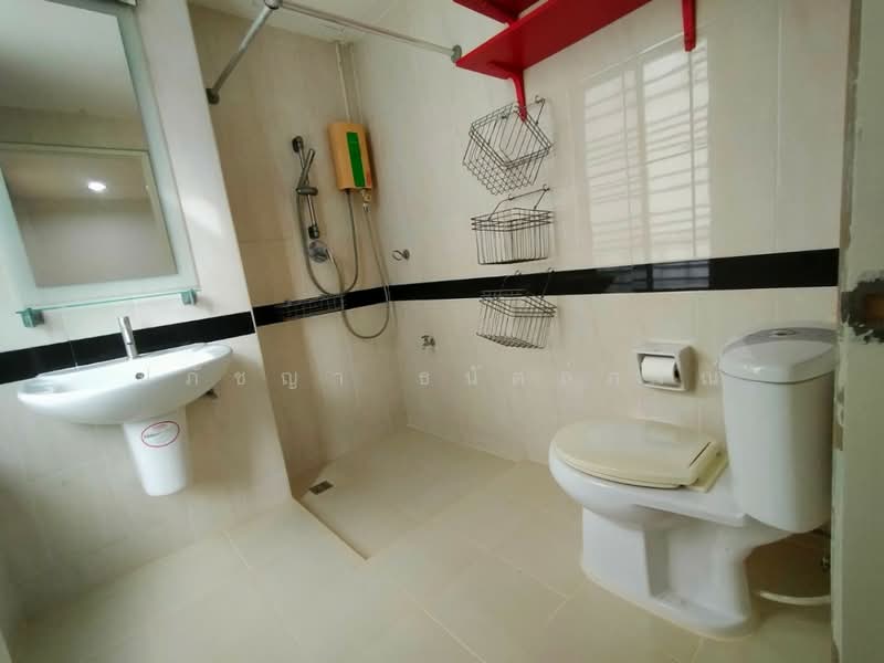 บ้านกลางเมือง บริติชทาวน์ ศรีนครินทร์, Samut Prakan, Bang Kaeo, Bang Plee, Samut Prakan, 3 Bedrooms, 225 sqm, Townhouse For Sale, by ปภัชญา ธนัตถ์ภรณ์, 9569193 - DDproperty.com
