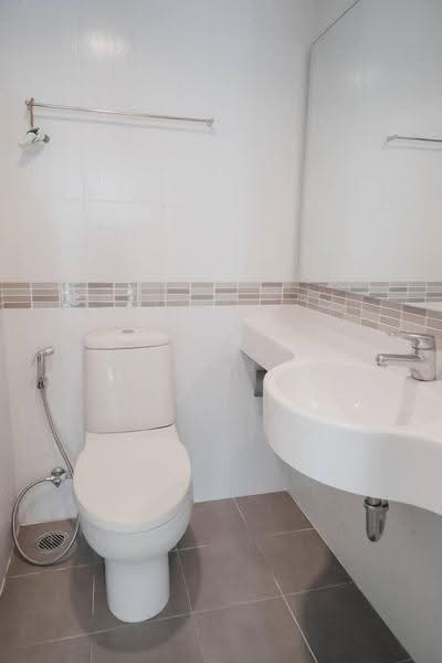 Lumpini Place Srinakarin-Huamak Station, bangkok, Srinakarin Road, Suan Luang, Bangkok, 1 Bedroom, 26 sqm, Condo For Rent, by Living Condo, 9569612 - DDproperty.com