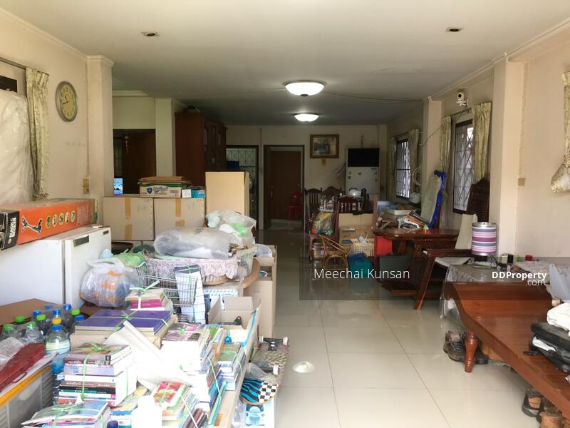 บ้านเดี่ยวย่านลาดพร้าว ใกล้รถไฟฟ้าภาวนา, Bangkok, Chan Kasem, Chatuchak, Bangkok, 5 Bedrooms, 290 sqm, Single Detached House For Sale, by Meechai Kunsan, 9610695 - DDproperty.com
