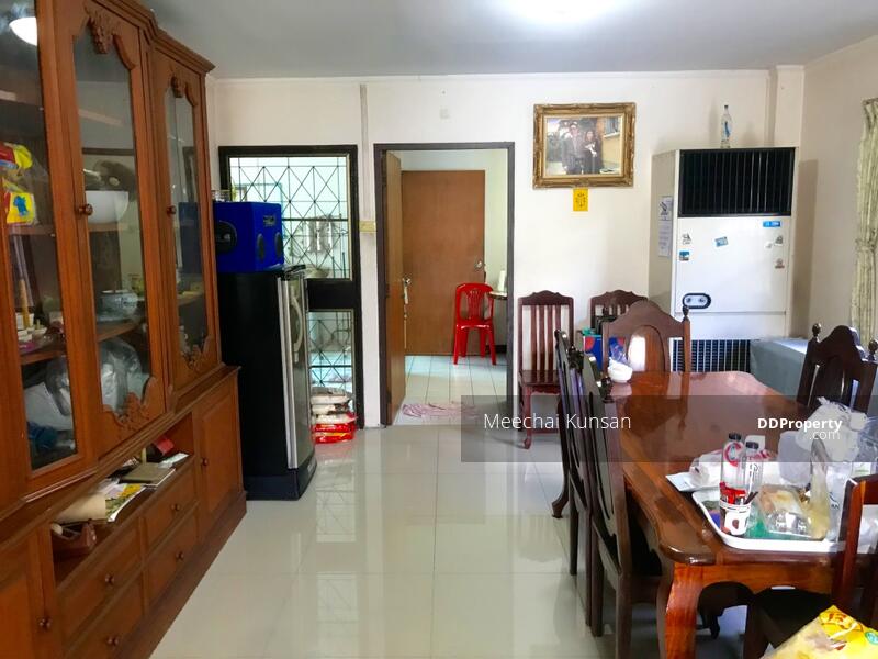 บ้านเดี่ยวย่านลาดพร้าว ใกล้รถไฟฟ้าภาวนา, กรุงเทพ, จันทรเกษม, จตุจักร, กรุงเทพ, 290 ตร.ม., บ้านเดี่ยว ขาย, โดย Meechai Kunsan, 9610695 - DDproperty.com