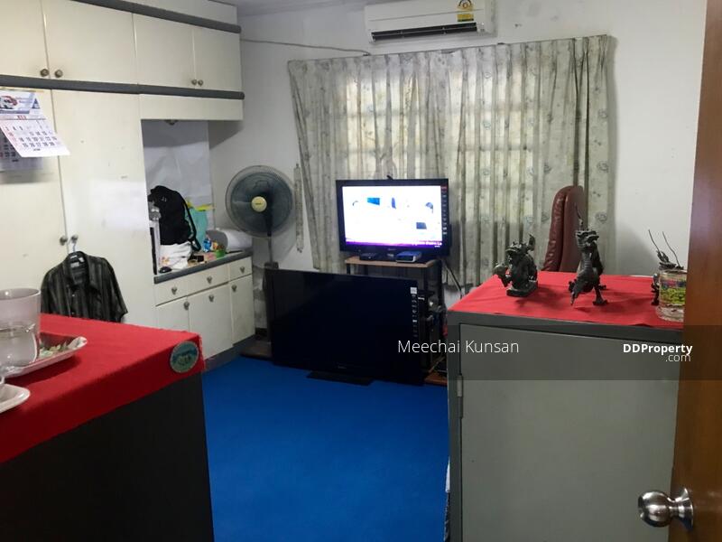 บ้านเดี่ยวย่านลาดพร้าว ใกล้รถไฟฟ้าภาวนา, Bangkok, Chan Kasem, Chatuchak, Bangkok, 5 Bedrooms, 290 sqm, Single Detached House For Sale, by Meechai Kunsan, 9610695 - DDproperty.com