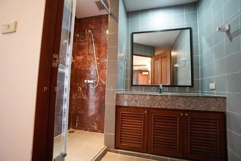 Raintree Village Apartment, Bangkok, 21 Soi Sukhumvit 41, Khlong Tan Nua, Watthana, Bangkok, 3 Bedrooms, 278 sqm, Condo For Rent, by PROPERTYSIGHTS REAL ESTATE, 9626292 - DDproperty.com