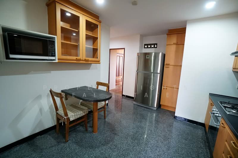 Raintree Village Apartment, Bangkok, 21 Soi Sukhumvit 41, Khlong Tan Nua, Watthana, Bangkok, 3 Bedrooms, 278 sqm, Condo For Rent, by PROPERTYSIGHTS REAL ESTATE, 9626292 - DDproperty.com