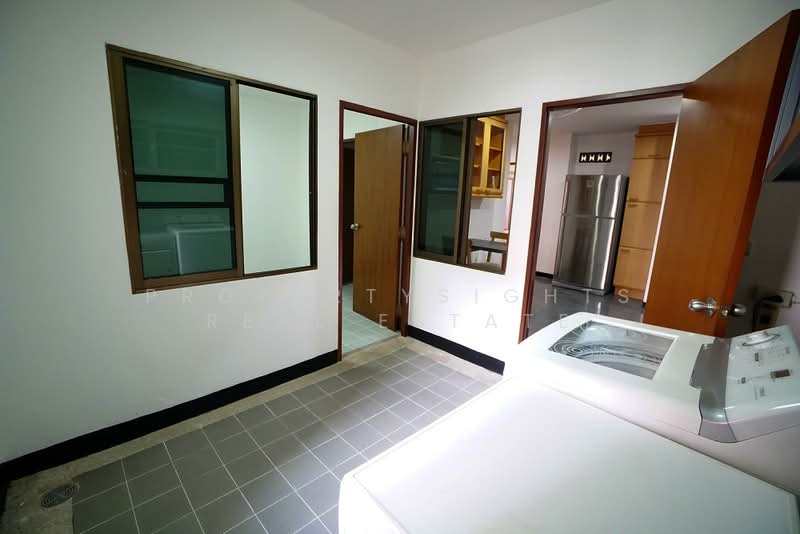 Raintree Village Apartment, Bangkok, 21 Soi Sukhumvit 41, Khlong Tan Nua, Watthana, Bangkok, 3 Bedrooms, 278 sqm, Condo For Rent, by PROPERTYSIGHTS REAL ESTATE, 9626292 - DDproperty.com